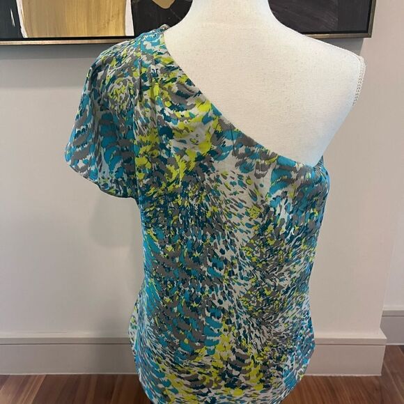 Banana Republic, one shoulder blouse, size medium - Picture 6 of 8